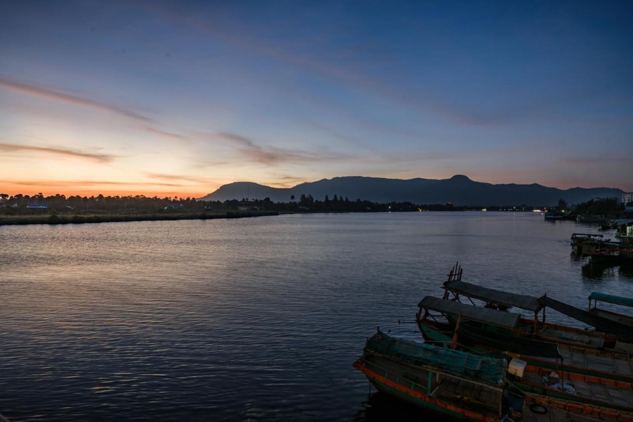 Phka Kravan Boutique Kampot Exteriör bild
